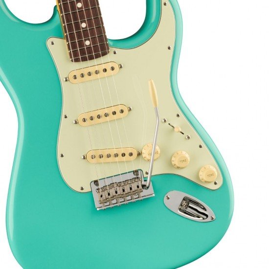 Fender Limited Edition American Professional II Stratocaster, Rosewood Fingerboard, Sea Foam Green 113900749 Electric Guitar - Sea Foam Green Fender Limited Edition American Professional II Stratocaster, Rosewood Fingerboard, Sea Foam Green 113900749 Electric Guitar - Sea Foam Green