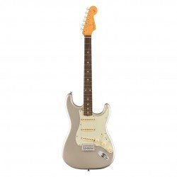 Fender Robert Cray StratocasterRobert Cray Stratocaster 139100324 Electric Guitar - Inca Silver