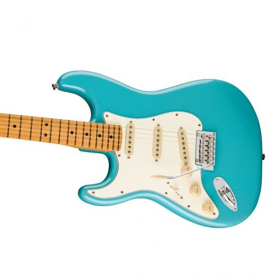 Fender Player II Stratocaster 140532518 Electric Guitar - Aquatone Blue Fender Player II Stratocaster 140532518 Electric Guitar - Aquatone Blue