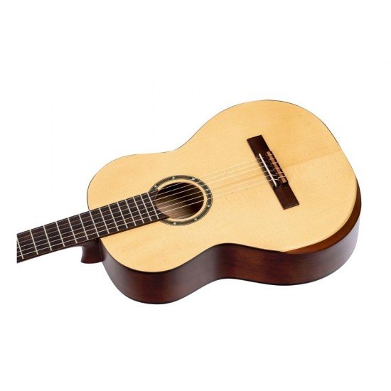 Ortega R55DLX Classical Guitar - Catalpa Natural Ortega R55DLX Classical Guitar - Catalpa Natural