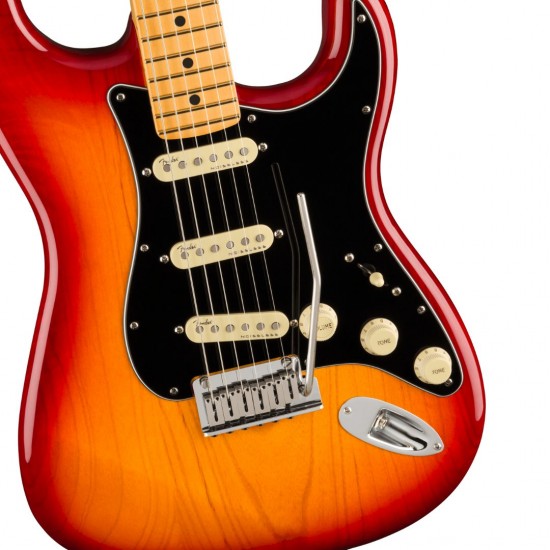 Fender 0118062773 American Ultra Luxe Stratocaster Electric Guitar - Plasma Red Burst Fender 0118062773 American Ultra Luxe Stratocaster Electric Guitar - Plasma Red Burst