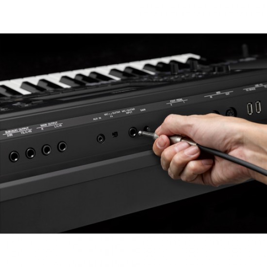 Yamaha PSR-SX900 61-Key Superior Arranger Keyboard 