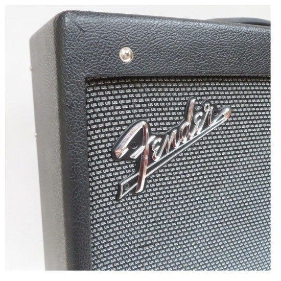 Fender Mustang GTX100 Combo Amplifier 2310706000 Fender Mustang GTX100 Combo Amplifier 2310706000