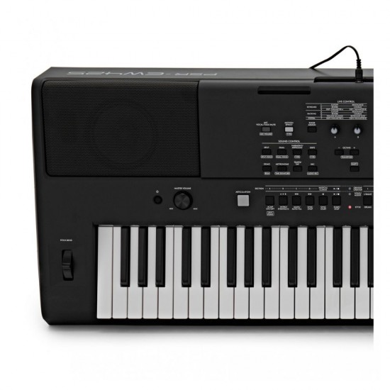 Yamaha PSRE-W425 touch-sensitive keyboard