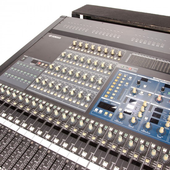 Yamaha PM5D Digital Mixing Console 